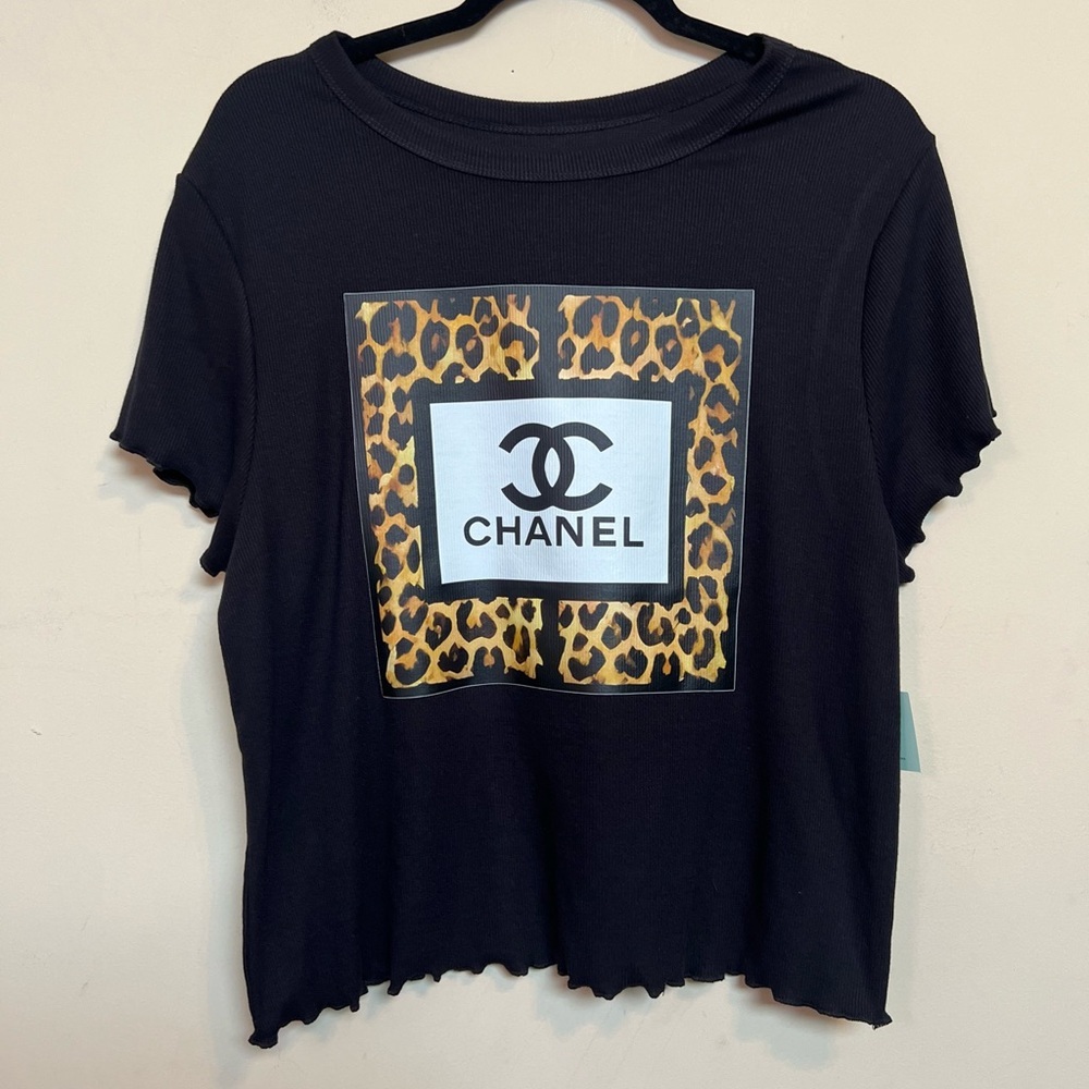 The Spring Shop Black Leopard Print Women's Tee